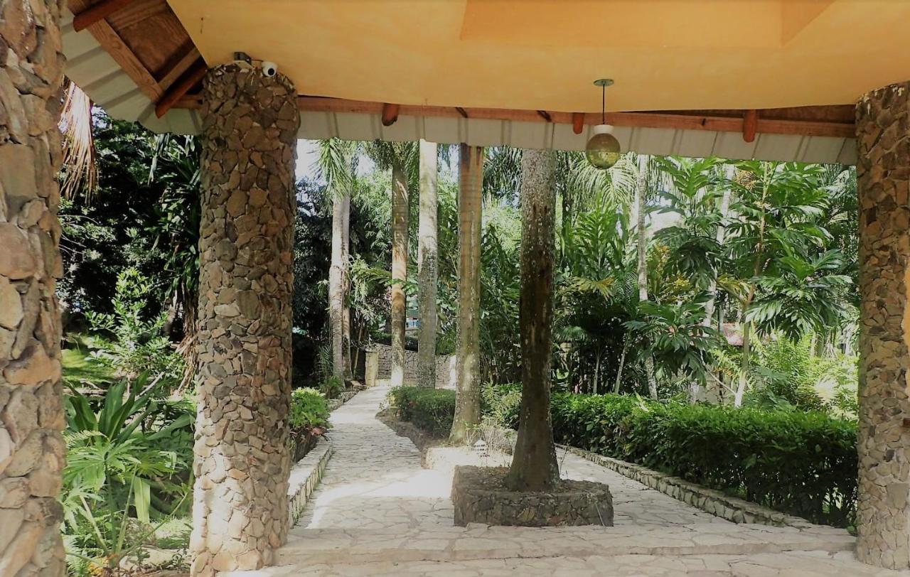 Hotel Colinas Del Rey Hato Mayor Del Rey Luaran gambar