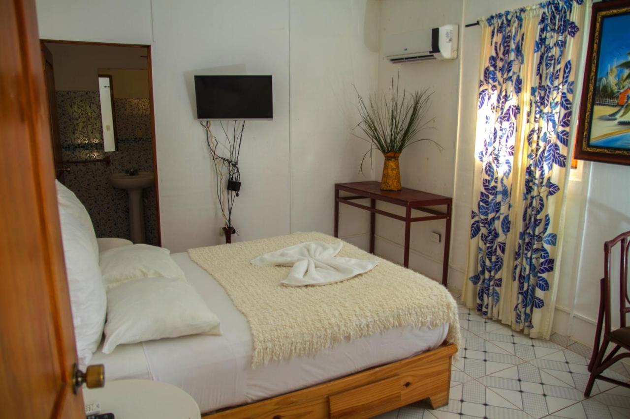 Hotel Colinas Del Rey Hato Mayor Del Rey Luaran gambar