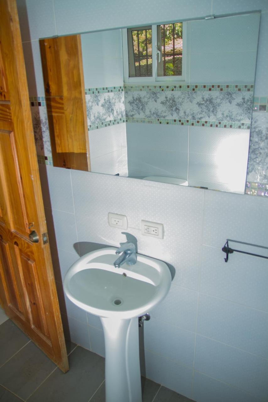 Hotel Colinas Del Rey Hato Mayor Del Rey Luaran gambar