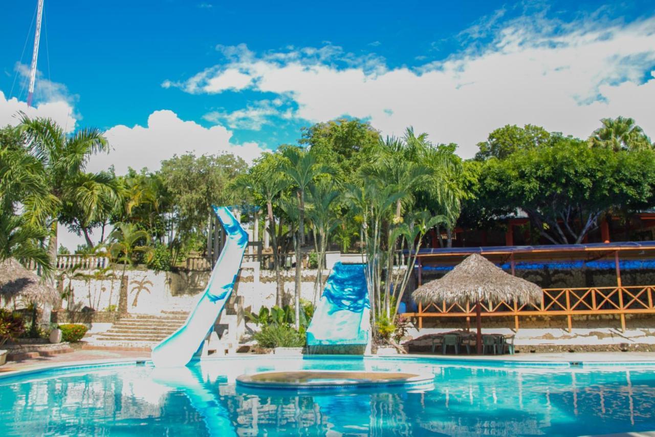 Hotel Colinas Del Rey Hato Mayor Del Rey Luaran gambar